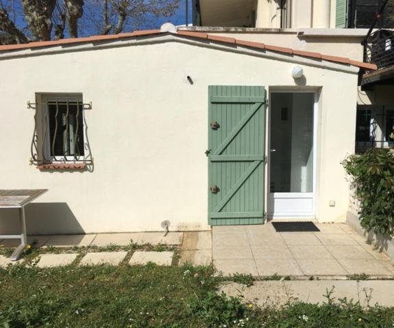 Un Jardin Dans La Ville Λα Σιοτά Εξωτερικό φωτογραφία
